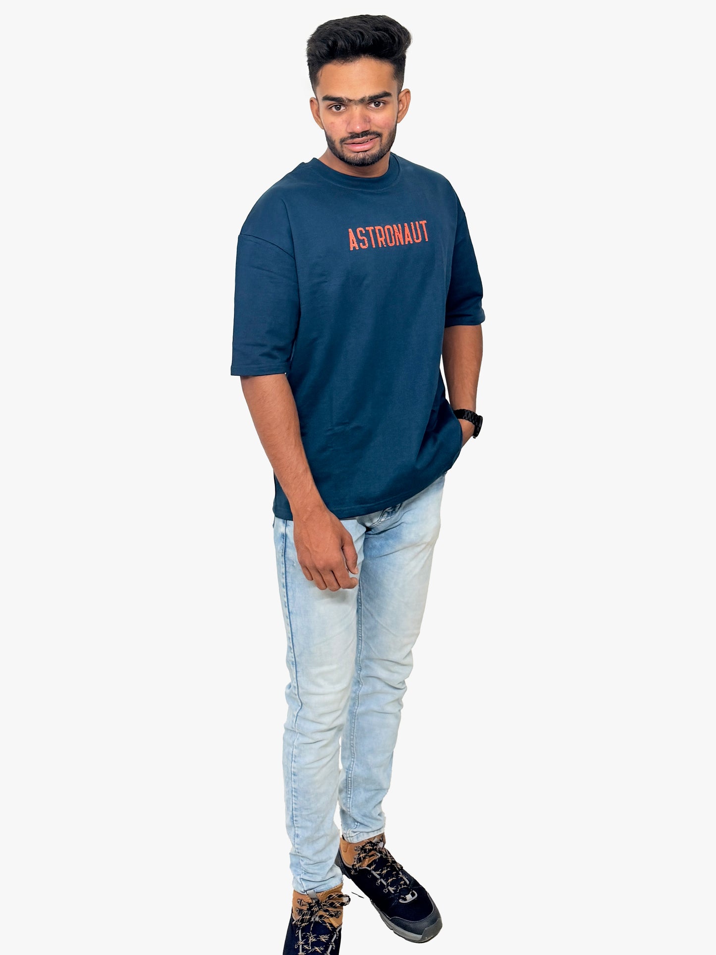 Astronaut Bold Tee | Arcsailer
