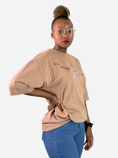 Sakura Petal – Women’s Oversized T-Shirt | Arcsailer